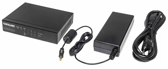 Intellinet Switch 5-Port Neupravljiv Gigabit Ethernet PoE